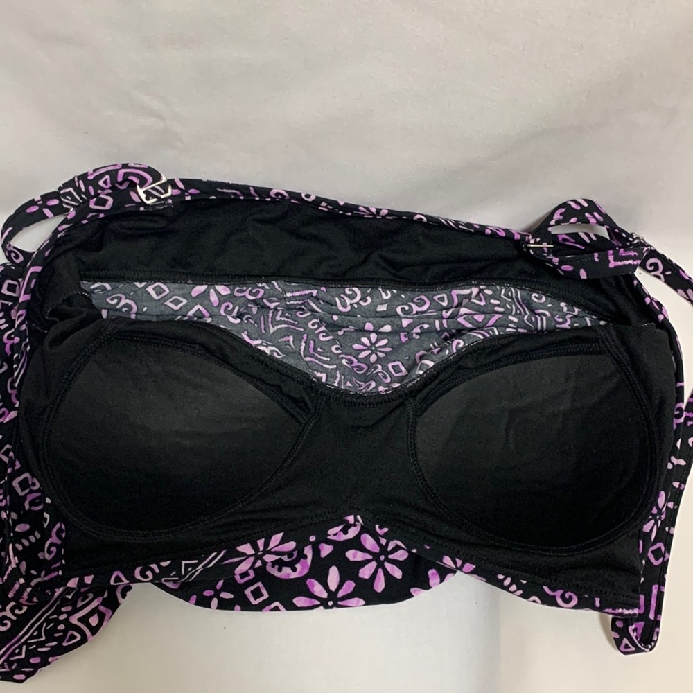 Woman’s swim top - Picture 6 of 7